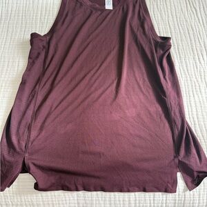 Lululemon Women's Sleeveless Burgundy Top
